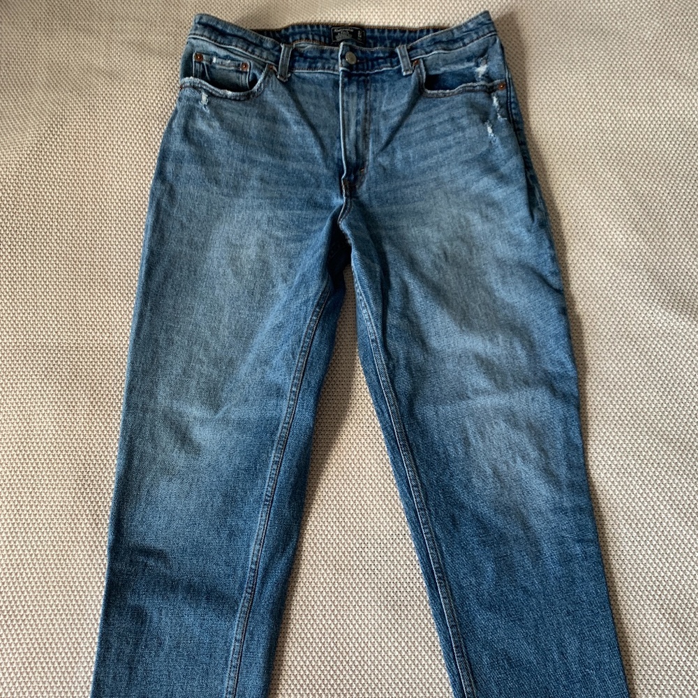 Abercrombie & Fitch Natural Rise Jean